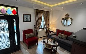 Four Doors Hotel